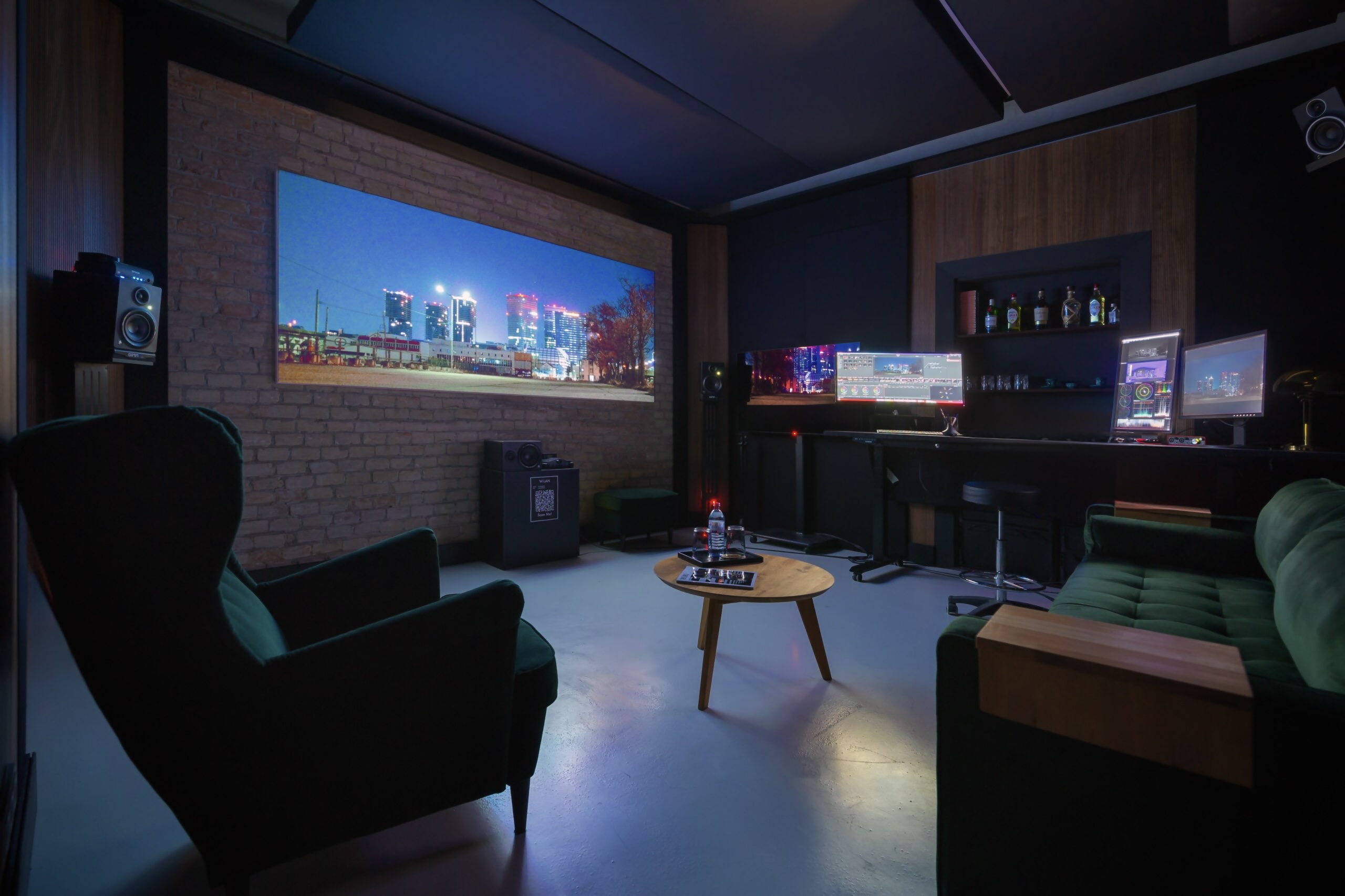 ColorCompany_Schlick_Studio_Farbe_retouche_Miete_Rent_Editing_Suite